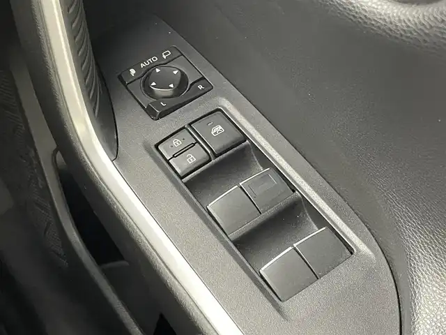 トヨタ ＲＡＶ４ ハイブリットG 茨城県 2020(令2)年 9.2万km アティチュードブラックマイカ 純正9型ナビ/バックカメラ/フルセグ/TRDエアロ/デジタルインナーミラー/衝突被害軽減ブレーキ/車線逸脱抑制装置/レーダークルーズコントロール/オートマチックハイビーム/クリアランスソナー/BSM/ETC2.0/ステアリングヒーター/シートヒーター/純正18インチAW/LEDヘッドライト/スマートキー
