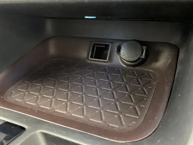トヨタ ＲＡＶ４ ハイブリットG 茨城県 2020(令2)年 9.2万km アティチュードブラックマイカ 純正9型ナビ/バックカメラ/フルセグ/TRDエアロ/デジタルインナーミラー/衝突被害軽減ブレーキ/車線逸脱抑制装置/レーダークルーズコントロール/オートマチックハイビーム/クリアランスソナー/BSM/ETC2.0/ステアリングヒーター/シートヒーター/純正18インチAW/LEDヘッドライト/スマートキー