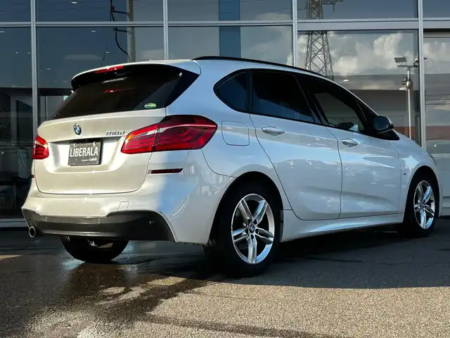 ＢＭＷ ２１８ｄ 富山県 2018(平30)年 3.5万km 白 純正HDDナビ/DVD/CD再生/AM/FMラジオ/Bluetooth接続/USB接続/バックカメラ/ヘッドアップディスプレイ/前後ドラレコ/D/N席シートヒーター/アイドリングストップ/ACC/プッシュスタート/ミラー内臓ETC