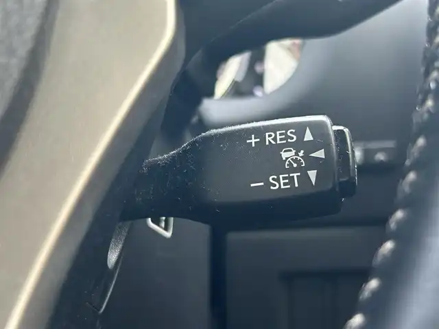 レクサス ＮＸ 200t Iパッケージ 兵庫県 2015(平27)年 7.6万km ソニッククォーツ 純正ナビ（AM/FM/CD/DVD/BT)/フルセグTV/バックカメラ/サイドカメラ/革巻きステアリング/パドルシフト/ステアリングヒーター/クルーズコントロール/レーンキープアシスト/プリクラッシュ/センターデフロック/オートハイビーム/ビルドインETC/D/N席パワーシート/D/N席シートヒーター/ISOFIX/純正フロアマット/コーナーセンサー/純正18インチアルミホイール/取扱説明書