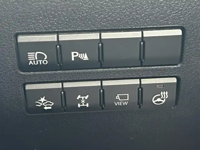 レクサス ＮＸ 200t Iパッケージ 兵庫県 2015(平27)年 7.6万km ソニッククォーツ 純正ナビ（AM/FM/CD/DVD/BT)/フルセグTV/バックカメラ/サイドカメラ/革巻きステアリング/パドルシフト/ステアリングヒーター/クルーズコントロール/レーンキープアシスト/プリクラッシュ/センターデフロック/オートハイビーム/ビルドインETC/D/N席パワーシート/D/N席シートヒーター/ISOFIX/純正フロアマット/コーナーセンサー/純正18インチアルミホイール/取扱説明書