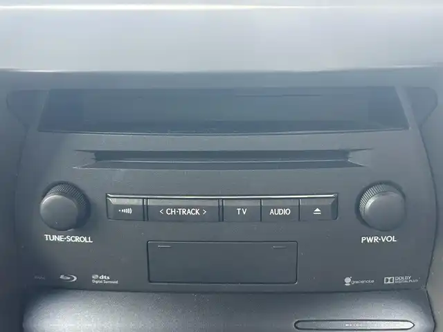 レクサス ＮＸ 200t Iパッケージ 兵庫県 2015(平27)年 7.6万km ソニッククォーツ 純正ナビ（AM/FM/CD/DVD/BT)/フルセグTV/バックカメラ/サイドカメラ/革巻きステアリング/パドルシフト/ステアリングヒーター/クルーズコントロール/レーンキープアシスト/プリクラッシュ/センターデフロック/オートハイビーム/ビルドインETC/D/N席パワーシート/D/N席シートヒーター/ISOFIX/純正フロアマット/コーナーセンサー/純正18インチアルミホイール/取扱説明書