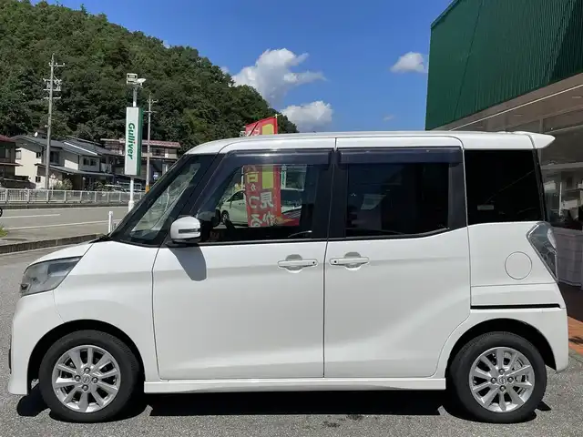日産 デイズ ルークス ハイウェイスターX 岐阜県 2016(平28)年 3.8万km ホワイトパール 社外ナビ(AM/FM/DVD/フルセグ)/４WD/全方位カメラ/シートヒーター/衝突軽減ブレーキ/片側パワースライドドア/ETC/スマートキー/プッシュスタート/純正アルミホイール/スペアキー/保証書/取扱説明書