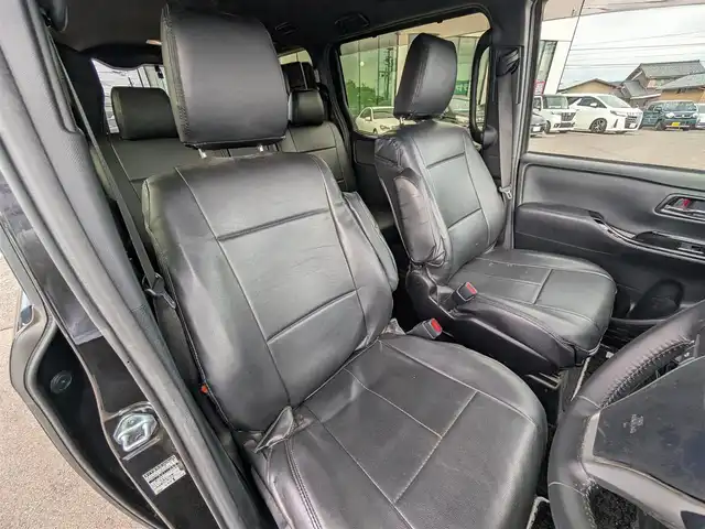 トヨタ ヴォクシー ZS 煌Ⅲ 福井県 2021(令3)年 4.3万km イナズマスパーキングブラックガラスフレーク 純正16インチAW/衝突被害軽減システム/両側パワースライドドア/LEDヘッドライト/前後ドライブレコーダー/クルーズコントロール/前後コーナーセンサー/トヨタセーフティセンス/ハーフレザーシート/バックカメラ/純正SDナビ/ワンセグテレビ/レーンキープアシスト/横滑り防止装置/盗難防止装置/オートマチックハイビーム/アイドリングストップ/純正フロアマット/スマートキー