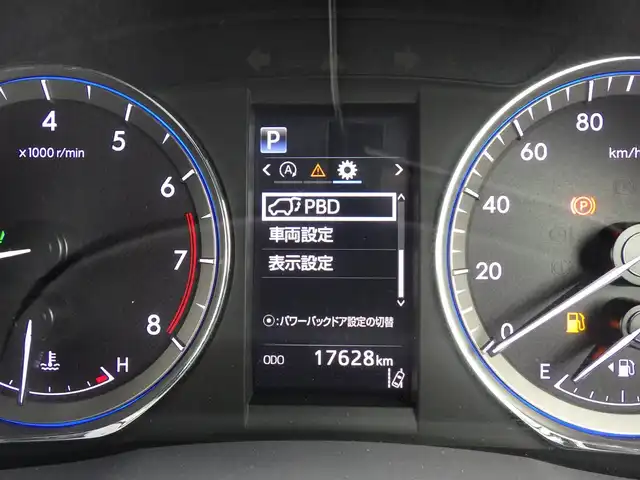 トヨタ ハリアー プレミアム 千葉県 2019(平31)年 1.8万km ブラック Toyota Safety Sense/・プリクラッシュセーフティ/・レーンディパーチャーアラート/・オートハイビーム/・レーダークルーズコントロール/パワーバックドア/ハーフレザーシート/9インチ純正SDナビ/地デジTV/【DVD/CD再生機能　Bluetooth接続】/バックカメラ/革巻きステアリング/ETC/LEDヘッドライト/フォグライト/ウインカーミラー/クリアランスソナー/純正18インチアルミホイル/サイド/カーテンエアバッグ/スマートキー