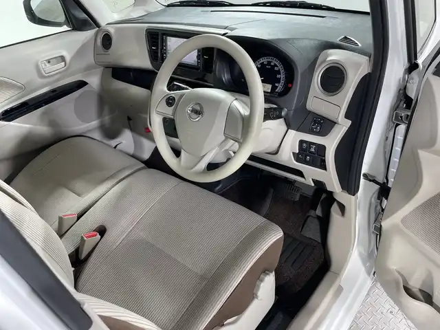 日産 デイズ ルークス X 神奈川県 2018(平30)年 4.5万km ホワイトパール エマージェンシーブレーキ/純正7インチナビゲーション/Bluetooth フルセグ　SD　CD　DVD　AUX/アラウンドビューモニター/片側パワースライドドア/アイドリングストップ/オートレベライザー/ステアリングスイッチ/LEDヘッドライト/電動格納ミラー/純正フロアマット/純正ドアバイザー