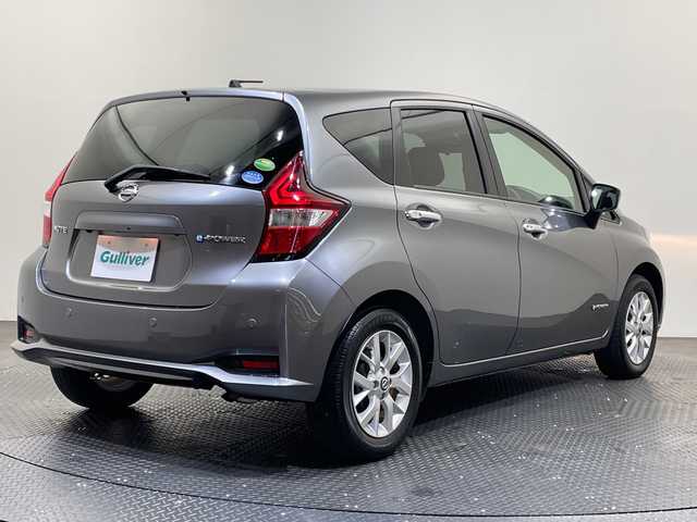 日産 ノート e－パワー X 愛媛県 2020(令2)年 2.9万km ダークメタルグレー 社外ナビ/ワンセグ／Ｂｌｕｅｔｏｏｔｈ／ＵＳＢ/バックカメラ/衝突軽減ブレーキ/前後コーナーセンサー/レーンキープアシスト/ＥＴＣ/前方ドライブレコーダー/オートライト/スマートキー