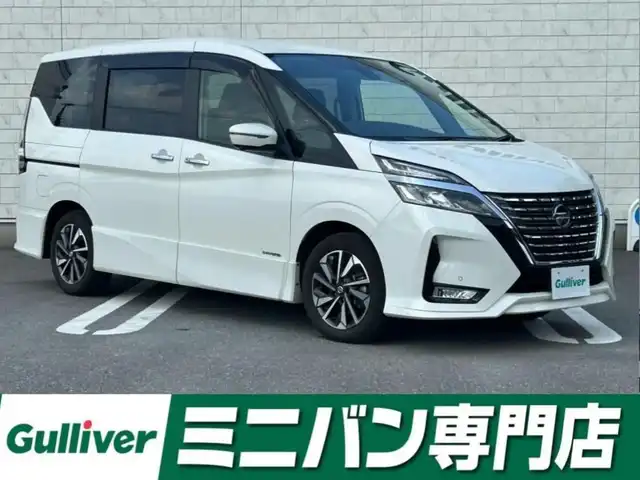 日産 セレナ ハイウェイスター V 福岡県 2022(令4)年 4万km ブリリアントホワイトパール 純正10型SDナビ（フルセグTV/CD/DVD/BT)アラウンドビューモニタープロパイロットエマージェンシーブレーキコーナーセンサーBSM両側パワスラ純正前後ドラレコビルトインETCデジタルインナーミラー純正LED・ホイールスマートキープッシュスタート