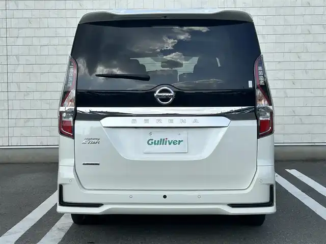 日産 セレナ ハイウェイスター V 福岡県 2022(令4)年 4万km ブリリアントホワイトパール 純正10型SDナビ（フルセグTV/CD/DVD/BT)アラウンドビューモニタープロパイロットエマージェンシーブレーキコーナーセンサーBSM両側パワスラ純正前後ドラレコビルトインETCデジタルインナーミラー純正LED・ホイールスマートキープッシュスタート