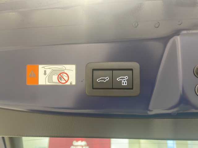 トヨタ プリウス Z 福井県 2023(令5)年 1.5万km ダークブルー 純正ナビ/フルセグ/Bluetooth/全方位モニター/シートヒーター/シートベンチレーション/ハンドルヒーター/置くだけ充電/前後ドライブレコーダー/ビルドインETC2.0/クリアランスソナー/ブラインドスポットモニター