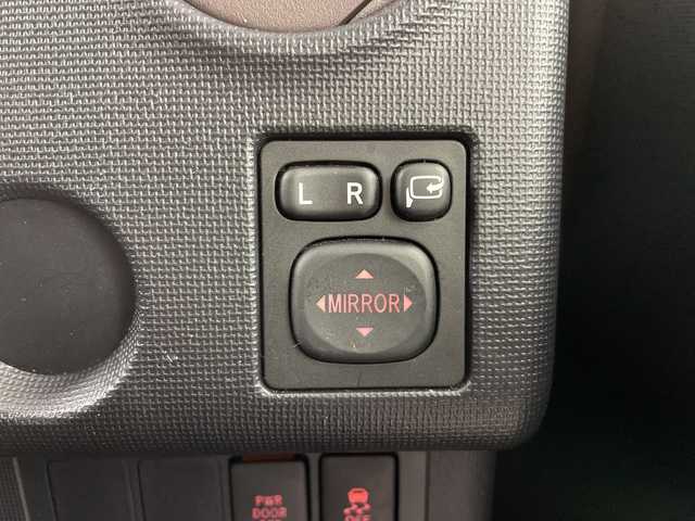 トヨタ スペイド X 道央・札幌 2014(平26)年 2.3万km ダークバイオレットマイカメタリック ・4WD/寒冷地仕様/・純正ナビ  ワンセグ/CD/DVD/SD/BT/・バックカメラ/・片側パワースライドドア/・ワイパーデアイサー/・横滑り防止/・ヘッドライトレベライザー/・電動格納ミラー/ミラーウィンカー/・純正フロアマット/・リモコンキー/スペアキー×2/・夏タイヤ社外AW積込