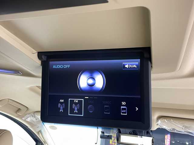 トヨタ ヴェルファイア ハイブリット エグゼクティブ ラウンジ 大阪府 2018(平30)年 1.5万km ホワイトパールクリスタルシャイン 純正９インチJBLナビ/【BT/フルセグTV/USB/AUX]/純正フリップダウンモニター/JBLスピーカー/ツインムーンルーフ/パノラミックビューモニター/デジタルインナーミラー/HDMI/ETC2.0/ドライブレコーダー前後/両側パワースライドドア/衝突被害軽減システム/ブラインドスポットモニター/コーナーセンサー前後/クルーズコントロール追従/パワーシート　D+N　二列目/シートヒーター/シートベンチレーション/オットマン/メモリシート/純正17インチアルミホイール/三眼LED