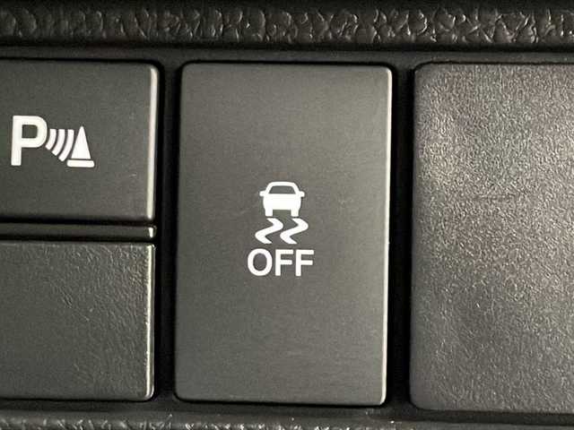 ホンダ Ｎ ＢＯＸ L ターボ 茨城県 2023(令5)年 1.5万km プラチナホワイトパール 純正９型ナビ　フルセグＴＶ　バックモニター　両側電動スライドドア　追従クルコン　純正ドラレコ　シートヒーター　ＥＴＣ　衝突軽減ブレーキ　ＵＳＢ入力　スマートキー　純正１５インチアルミホイール　禁煙車