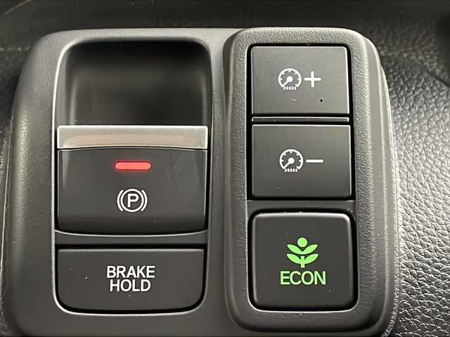 ホンダ Ｎ ＢＯＸ L ターボ 茨城県 2023(令5)年 1.5万km プラチナホワイトパール 純正９型ナビ　フルセグＴＶ　バックモニター　両側電動スライドドア　追従クルコン　純正ドラレコ　シートヒーター　ＥＴＣ　衝突軽減ブレーキ　ＵＳＢ入力　スマートキー　純正１５インチアルミホイール　禁煙車