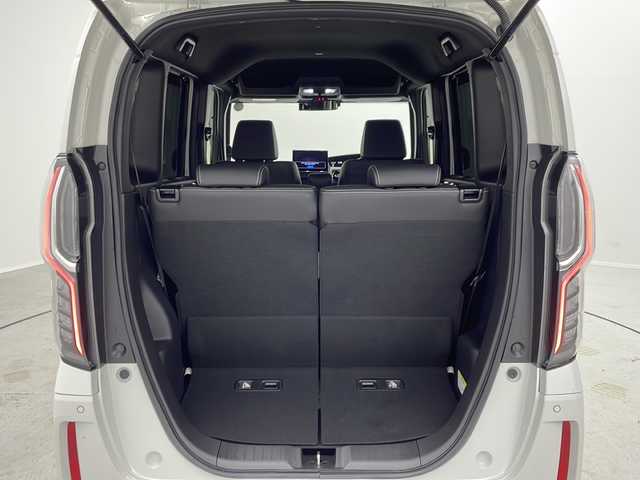 ホンダ Ｎ ＢＯＸ L ターボ 茨城県 2023(令5)年 1.5万km プラチナホワイトパール 純正９型ナビ　フルセグＴＶ　バックモニター　両側電動スライドドア　追従クルコン　純正ドラレコ　シートヒーター　ＥＴＣ　衝突軽減ブレーキ　ＵＳＢ入力　スマートキー　純正１５インチアルミホイール　禁煙車