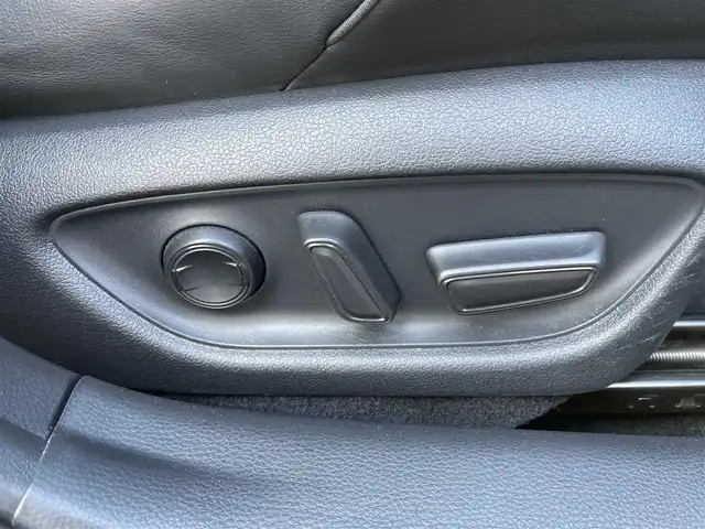 トヨタ クラウン ハイブリッド RS リミテッド 東京都 2020(令2)年 4.2万km ホワイトパールクリスタルシャイン 純正ナビ/スマートキー/バックカメラ/フルセグTV/レーダークルーズコントロール/ETC2.0/運転席/助手席パワーシート/シートヒーター/ステアリングヒーター/純正フロアマット/コーナーセンサー/ブラインドスポットモニター/衝突軽減装置/レーンアシスト/LEDライト/フォグライト