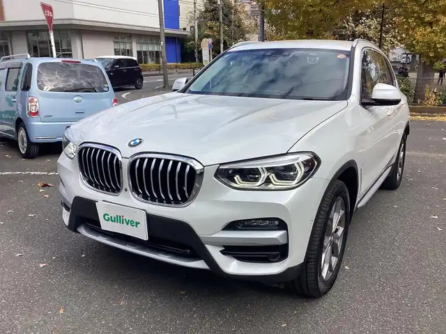 ＢＭＷ Ｘ３ xDrive20d Xライン 神奈川県 2020(令2)年 4.6万km ミネラルホワイト ハイラインパッケージ/・ランバーサポート/・リヤシートヒーティング/・ヴァーネスカ・レザー・シート/ナビゲーションシステム/・TV/BT/USB/全周囲カメラ/アダプティブ・ヘッドライト/パーキングアシストプラス/・PDC／パーク・ディスタンス・コントロール/（フロント&リヤ、ビジュアル表示機能付）/・パーキング・アシスト（並列・縦列）/・トップ・ビュー/・ サイド・ビュー・カメラ/・リヤ・ビュー・カメラ（予想進路表示機能付）/ドライビング・アシスト・プラス/・アクティブ・クルーズ・コントロール（ストップ&ゴー機能付）/・ステアリング&レーン・コントロール・アシスト/・ レーン・ディパーチャー・ウォーニング（車線逸脱警告システム）/・ レーン・チェンジ・ウォーニング/・ アクティブ・サイド・コリジョン・プロテクション/・ 前車接近警告機能/・ 衝突回避・被害軽減ブレーキ/・ 事故回避アシスト/・後車衝突警告機能/ABS/CBC/DSC／DTC／DBC/HDC/パワーシート/ETC2.0/ドライブレコーダー/ワイヤレス充電