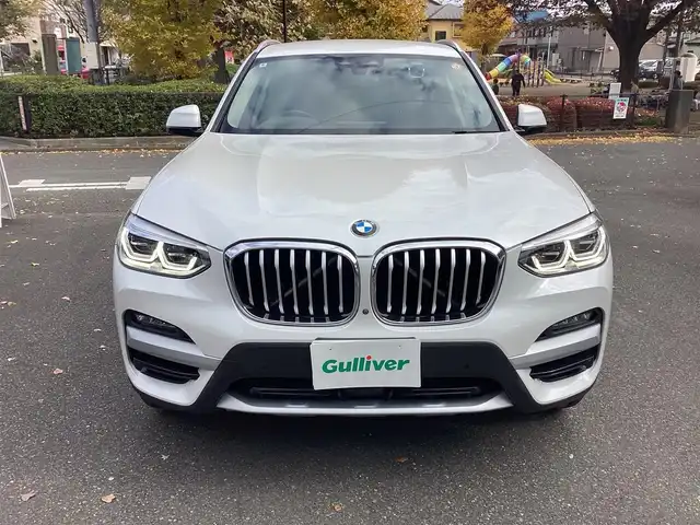 ＢＭＷ Ｘ３ xDrive20d Xライン 神奈川県 2020(令2)年 4.6万km ミネラルホワイト ハイラインパッケージ/・ランバーサポート/・リヤシートヒーティング/・ヴァーネスカ・レザー・シート/ナビゲーションシステム/・TV/BT/USB/全周囲カメラ/アダプティブ・ヘッドライト/パーキングアシストプラス/・PDC／パーク・ディスタンス・コントロール/（フロント&リヤ、ビジュアル表示機能付）/・パーキング・アシスト（並列・縦列）/・トップ・ビュー/・ サイド・ビュー・カメラ/・リヤ・ビュー・カメラ（予想進路表示機能付）/ドライビング・アシスト・プラス/・アクティブ・クルーズ・コントロール（ストップ&ゴー機能付）/・ステアリング&レーン・コントロール・アシスト/・ レーン・ディパーチャー・ウォーニング（車線逸脱警告システム）/・ レーン・チェンジ・ウォーニング/・ アクティブ・サイド・コリジョン・プロテクション/・ 前車接近警告機能/・ 衝突回避・被害軽減ブレーキ/・ 事故回避アシスト/・後車衝突警告機能/ABS/CBC/DSC／DTC／DBC/HDC/パワーシート/ETC2.0/ドライブレコーダー/ワイヤレス充電