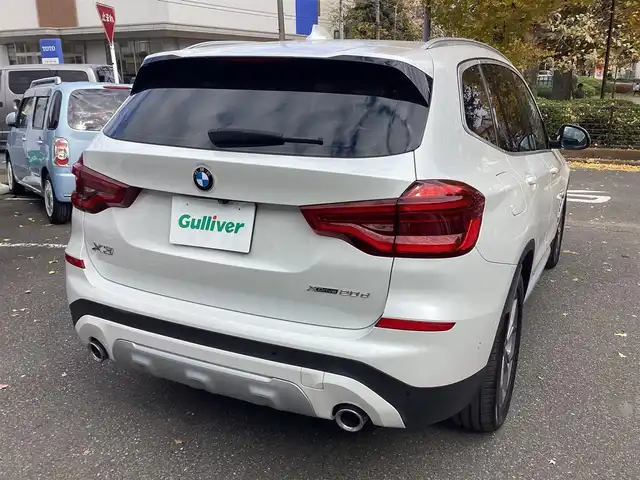 ＢＭＷ Ｘ３ xDrive20d Xライン 神奈川県 2020(令2)年 4.6万km ミネラルホワイト ハイラインパッケージ/・ランバーサポート/・リヤシートヒーティング/・ヴァーネスカ・レザー・シート/ナビゲーションシステム/・TV/BT/USB/全周囲カメラ/アダプティブ・ヘッドライト/パーキングアシストプラス/・PDC／パーク・ディスタンス・コントロール/（フロント&リヤ、ビジュアル表示機能付）/・パーキング・アシスト（並列・縦列）/・トップ・ビュー/・ サイド・ビュー・カメラ/・リヤ・ビュー・カメラ（予想進路表示機能付）/ドライビング・アシスト・プラス/・アクティブ・クルーズ・コントロール（ストップ&ゴー機能付）/・ステアリング&レーン・コントロール・アシスト/・ レーン・ディパーチャー・ウォーニング（車線逸脱警告システム）/・ レーン・チェンジ・ウォーニング/・ アクティブ・サイド・コリジョン・プロテクション/・ 前車接近警告機能/・ 衝突回避・被害軽減ブレーキ/・ 事故回避アシスト/・後車衝突警告機能/ABS/CBC/DSC／DTC／DBC/HDC/パワーシート/ETC2.0/ドライブレコーダー/ワイヤレス充電