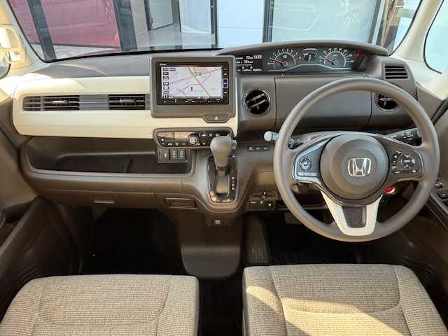 ホンダ Ｎ ＢＯＸ EX 宮城県 2021(令3)年 3.6万km ブリティッシュグリーンP 登録時走行距離３６０２３ｋｍ/クルーズコントロール/ビルトインETC/横滑り防止装置/車線逸脱警報/衝突軽減ブレーキ/純正フロアマット/DVD/CD/FM/AM/TV/iPad/SD/USB/BT/片側パワースライドドア/バックカメラ/ステアリングリモコン/シートヒーター/ドライブレコーダー前後/LEDヘッドライト/純正ドアバイザー/電格ミラー/パワーウインド/オートライト/AAC/純正スチールホイール/純正ホイールキャップ/タイヤ【ダンロップ　EC204】２３年製