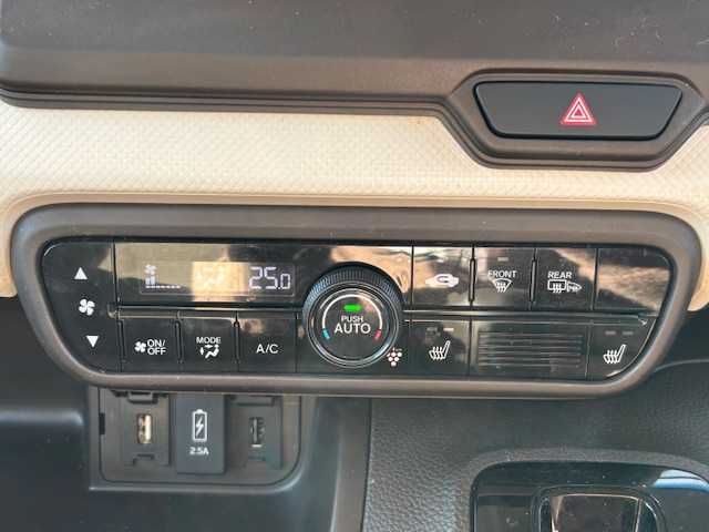 ホンダ Ｎ ＢＯＸ EX 宮城県 2021(令3)年 3.6万km ブリティッシュグリーンP 登録時走行距離３６０２３ｋｍ/クルーズコントロール/ビルトインETC/横滑り防止装置/車線逸脱警報/衝突軽減ブレーキ/純正フロアマット/DVD/CD/FM/AM/TV/iPad/SD/USB/BT/片側パワースライドドア/バックカメラ/ステアリングリモコン/シートヒーター/ドライブレコーダー前後/LEDヘッドライト/純正ドアバイザー/電格ミラー/パワーウインド/オートライト/AAC/純正スチールホイール/純正ホイールキャップ/タイヤ【ダンロップ　EC204】２３年製