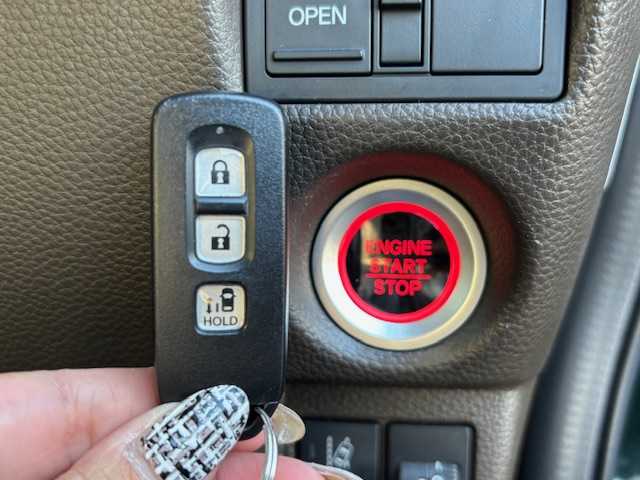 ホンダ Ｎ ＢＯＸ EX 宮城県 2021(令3)年 3.6万km ブリティッシュグリーンP 登録時走行距離３６０２３ｋｍ/クルーズコントロール/ビルトインETC/横滑り防止装置/車線逸脱警報/衝突軽減ブレーキ/純正フロアマット/DVD/CD/FM/AM/TV/iPad/SD/USB/BT/片側パワースライドドア/バックカメラ/ステアリングリモコン/シートヒーター/ドライブレコーダー前後/LEDヘッドライト/純正ドアバイザー/電格ミラー/パワーウインド/オートライト/AAC/純正スチールホイール/純正ホイールキャップ/タイヤ【ダンロップ　EC204】２３年製