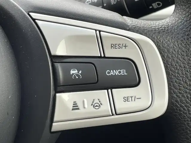 ホンダ フィット e:HEVクロスター 東京都 2021(令3)年 2.6万km サーフブルー/ブラック 純正９型ＳＤナビ＆フルセグ/・CD/SD/DVD/AM/FM/・BluetoothAudio/・AppleCarPlay/ホンダセンシング　/・パーキングセンサーシステム　/・衝突軽減ブレーキ/・車線維持支援システム/・アダプティブクルーズコントロール　/・標識認識機能/・オートハイビーム/・歩行者事故低減ステアリング/・路外逸脱抑制l機能/・先行車発進お知らせ機能/ＯＰルーフレール　/ディアイサー/ＬＥＤヘッドライト　/オートハイビーム　/グレー撥水ファブリック シート/保証書＆取説/ビルトインETC