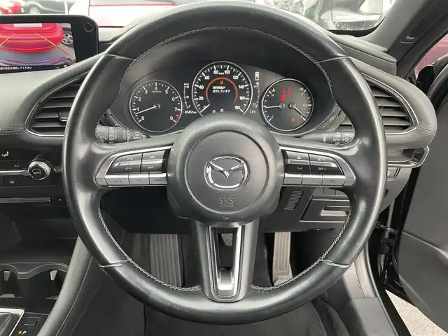 マツダ マツダ３ファストバック 15S ツーリング 滋賀県 2019(令1)年 4.5万km ジェットブラックマイカ 純正8.8インチナビ/【Bluetooth/CD/DVD/フルセグTV/USB】/全方位カメラ/クリアランスソナー/追従クルーズコントロール/ブラインドスポットモニタリング/LEDヘッドライト/オートマチックハイビーム/ヘッドアップディスプレイ/電動パーキングブレーキ/オートブレーキホールド/ETC/MTモード付AT/プッシュスタート/スマートキー/ステアリングリモコン
