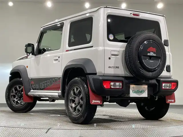 スズキ ジムニー シエラ JC 愛知県 2020(令2)年 1.2万km ピュアホワイトP 純正ナビ/（Bluetooth/AM/FM/フルセグTV/DVD）/セーフティサポート/　・衝突軽減ブレーキ/　・誤発進抑制機能/　・車線逸脱警報機能/　・ふらつき警報機能/　・先行車発進お知らせ機能/　・標識認識機能/シートヒーター/LEDヘッドライト/バックカメラ/クルーズコントロール/ドライブレコーダー/スマートキー/純正15インチAW/4WD