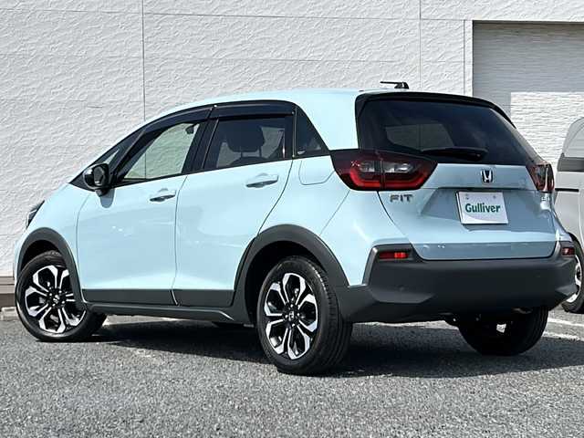 ホンダ フィット e:HEVクロスター 千葉県 2021(令3)年 0.8万km サーフブルー 純正ナビ　バックカメラ　フルセグＴＶ　ＥＴＣ２．０　追従走行クルーズコントロール　前後ドライブレコーダー　前後コーナーセンサー　レーンキープアシスト　カーテンエアバッグ　ＬＥＤ　純正１６ＡＷ　