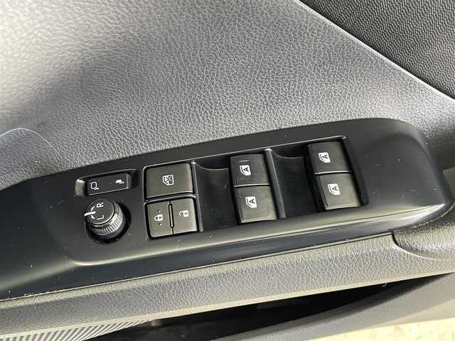 トヨタ カムリ G 大分県 2017(平29)年 6.6万km プラチナホワイトパールマイカ モデリスタエアロ/TOYOTAセーフティセンス/・プリクラッシュセーフティ/・レーンディパーチャアラート/・レーダークルーズコントロール/・オートマチックハイビーム/純正SDナビ　型式：NSZT-W66T/【フルセグTV、DVD再生可、BT対応】/ステアリングスイッチ/バックカメラ/ビルトインETC/社外ドライブレコーダー（前方）/運転席パワーシート/革調シートカバー/横滑り防止装置/電動格納ミラー/純正フロアマット/オートライト/LEDヘッドライト/フォグランプ/社外19インチアルミホイール/純正AW積込