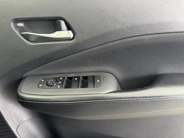 日産 ノート X 愛知県 2021(令3)年 4.4万km ダークメタルグレー 純正9インチSDナビ/（BT/AppleCarPlay/フルセグTV）/アラウンドビューモニター/プロパイロット/置くだけ充電/デジタルインナーミラー/合皮シート/衝突軽減システム/ブラインドスポットモニター/標識検知支援/レーンキープアシスト/コーナーセンサー/オートマチックハイビーム/スポーツモード/エコモード/EVモード/オートブレーキホールド/純正16インチAW/純正LEDヘッドライト/カーテンエアバッグ