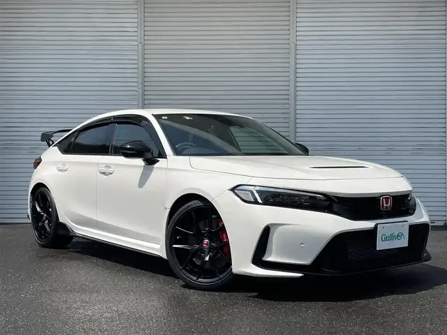 ホンダ シビック タイプR 福島県 2025(令7)年 0.1万km未満 チャンピオンシップホワイト ワンオーナー/ホンダコネクトディスプレーナビ/BT/USB/フルセグTV/ホンダセンシング/レーダークルーズコントロール/クリアランスソナー/ステアリングリモコン/バックカメラ/プッシュスタート/ドアバイザー/オートライト/フルLEDヘッドライト/ビルトインETC 2.0/USB充電ポート