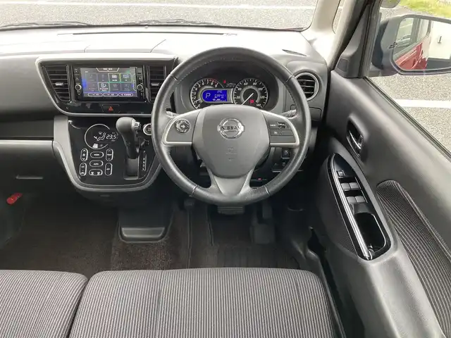 日産 デイズ ルークス ハイウェイスター Gターボ 千葉県 2018(平30)年 3.9万km スパークリングレッドM 純正メモリナビ/(フルセグTV/BT/CD/DVD/FM/AM)/全周囲カメラ/衝突被害軽減システム/車線逸脱警報/クルーズコントロール/両側パワースライドドア/横滑り防止装置/ETC/ドライブレコーダー/アイドリングストップ/LEDヘッドライト/オートライト/ウィンカーミラー/電動格納ミラー/純正15インチAW/シートリフター/プッシュスタート/スマートキー/フロアマット/ドアバイザー/スペアキー