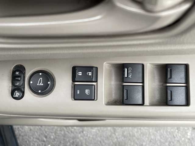 ホンダ Ｎ ＢＯＸ G Lパッケージ 大分県 2012(平24)年 11万km クリスタルブラックパール 両側スライドドア/純正フロアマット/スマートキー
