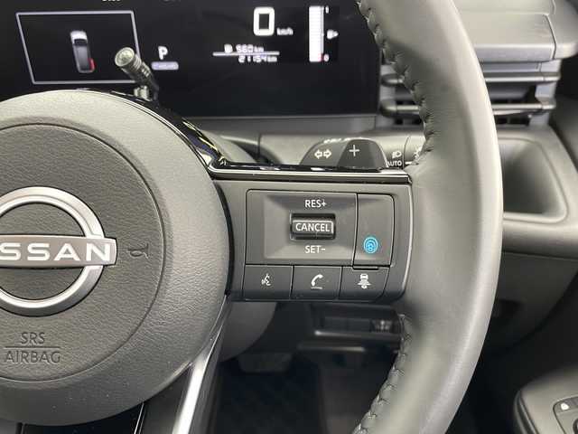 日産 セレナ X 愛知県 2024(令6)年 2.2万km ブリリアントシルバー プロパイロット/衝突被害軽減ブレーキ/社外7インチSD（ナビあり）/レーダークルーズコントロール/CD DVD/Bluetooth/バックカメラ/コーナーセンサー/LEDヘッドライト/ブラインドスポットモニター/パドルシフト/ETC/ステアリングスイッチ/スマートキー/プッシュスタート