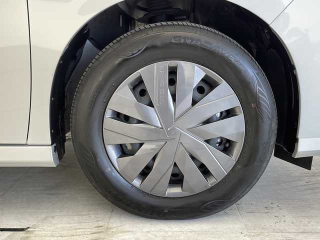 日産 セレナ X 愛知県 2024(令6)年 2.2万km ブリリアントシルバー プロパイロット/衝突被害軽減ブレーキ/社外7インチSD（ナビあり）/レーダークルーズコントロール/CD DVD/Bluetooth/バックカメラ/コーナーセンサー/LEDヘッドライト/ブラインドスポットモニター/パドルシフト/ETC/ステアリングスイッチ/スマートキー/プッシュスタート