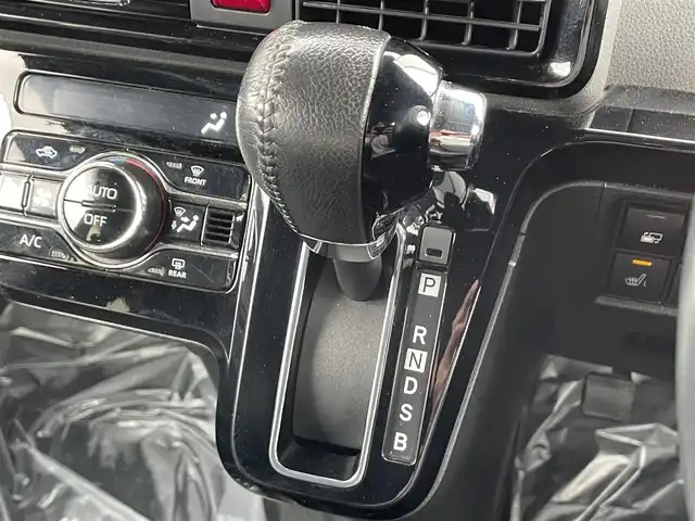 ダイハツ タント カスタム RS セレクション 道南・函館 2020(令2)年 2.6万km ブラックマイカメタリック/シャイニングホワイトパール /寒冷地仕様//スマートアシスト//両側パワースライドドア//純正メモリーナビ（NMZK-W70D)/ (フルセグTV/DVD/CD/SD/USB/BT/FM/AM)//バックカメラ//前席シートヒーター//レザー調シートカバー//革巻きステアリング//ステアリングリモコン//クルーズコントロール//アイドリングストップ//横滑り防止//LEDヘッドライト//フォグランプ//ウィカーミラー//プッシュスタート//スマートキー//ビルトインETC