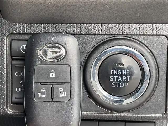 ダイハツ タント カスタム RS セレクション 道南・函館 2020(令2)年 2.6万km ブラックマイカメタリック/シャイニングホワイトパール /寒冷地仕様//スマートアシスト//両側パワースライドドア//純正メモリーナビ（NMZK-W70D)/ (フルセグTV/DVD/CD/SD/USB/BT/FM/AM)//バックカメラ//前席シートヒーター//レザー調シートカバー//革巻きステアリング//ステアリングリモコン//クルーズコントロール//アイドリングストップ//横滑り防止//LEDヘッドライト//フォグランプ//ウィカーミラー//プッシュスタート//スマートキー//ビルトインETC