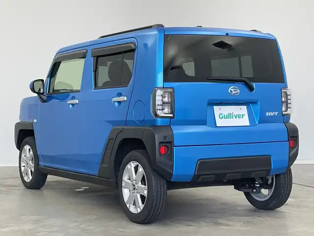 ダイハツ タフト G 新潟県 2022(令4)年 0.8万km スプラッシュブルーM メモリナビ（Bluetooth・CD）/バックカメラ　/ガラスルーフ　/衝突被害軽減システム/レーンキープアシスト　/コーナーセンサー　/前席シートヒーター　/前後ドライブレコーダー（ZDR016）/LEDオートライト　/オートマチックハイビーム　/フォグランプ　/地デジ　/アイドリングストップ/純正ラバーマット/ETC/LDA/プッシュスタート/ステアリングリモコン/ドアバイザー/オートドアミラー/純正１５インチアルミホイール/スマートキー/スペアキー