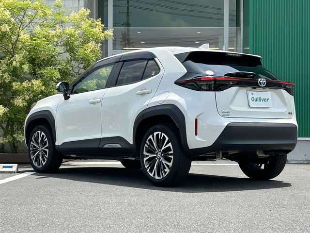 トヨタ ヤリスクロス ハイブリッド Z 岡山県 2021(令3)年 2.5万km ホワイトパールクリスタルシャイン 電動リアゲート/メモリナビ/フルセグテレビ/パノラミックビューモニター/ウィンカーミラー/ETC/クルーズコントロール/ドライブレコーダー/純正アルミホール/Ｂｌｕｅｔｏｏｔｈ接続可能/ＬＥＤヘッドライト/シートヒーター/パーキングアシスト