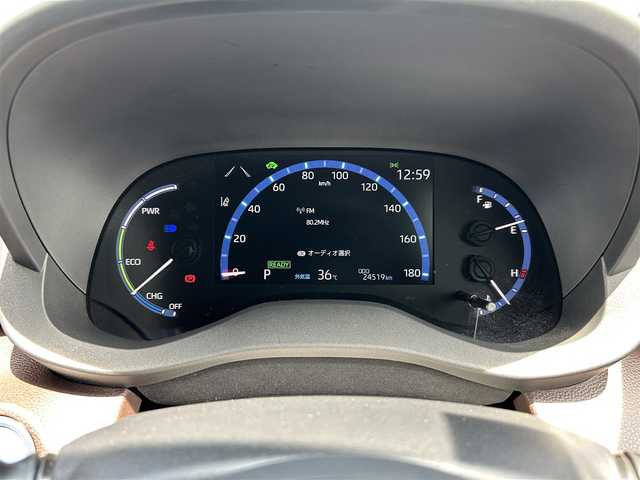 トヨタ ヤリスクロス ハイブリッド Z 岡山県 2021(令3)年 2.5万km ホワイトパールクリスタルシャイン 電動リアゲート/メモリナビ/フルセグテレビ/パノラミックビューモニター/ウィンカーミラー/ETC/クルーズコントロール/ドライブレコーダー/純正アルミホール/Ｂｌｕｅｔｏｏｔｈ接続可能/ＬＥＤヘッドライト/シートヒーター/パーキングアシスト