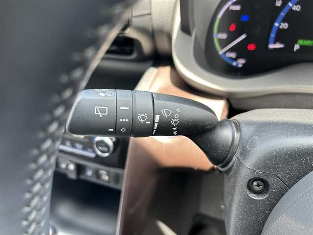 トヨタ ヤリスクロス ハイブリッド Z 岡山県 2021(令3)年 2.5万km ホワイトパールクリスタルシャイン 電動リアゲート/メモリナビ/フルセグテレビ/パノラミックビューモニター/ウィンカーミラー/ETC/クルーズコントロール/ドライブレコーダー/純正アルミホール/Ｂｌｕｅｔｏｏｔｈ接続可能/ＬＥＤヘッドライト/シートヒーター/パーキングアシスト