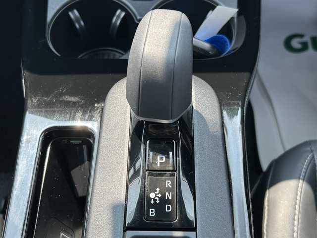 トヨタ プリウス Z 兵庫県 2023(令5)年 2.4万km プラチナホワイトパールマイカ 純正ディスプレイオーディオ/BTオーディオ/フルセグテレビ/アラウンドビューモニター/ETC2.0/レーダークルーズコントロール/デジタルインナーミラー/ポジションメモリー/前席シートヒーター・エアシート/ステアリングヒーター/ワイヤレス充電