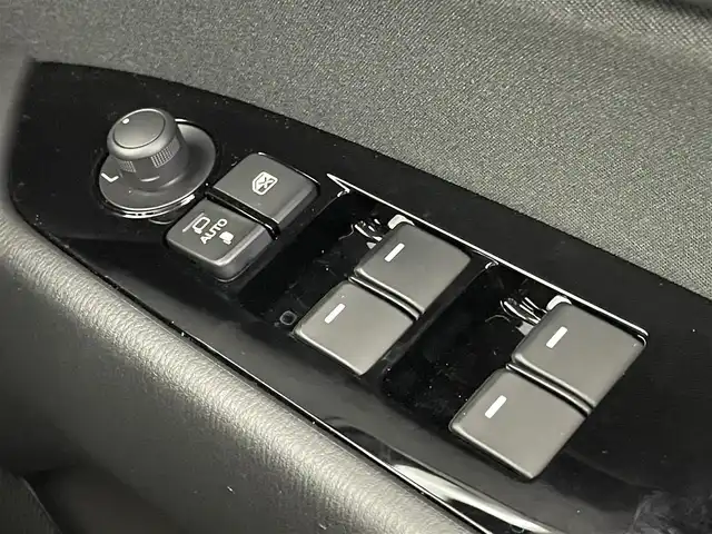 マツダ ＣＸ－５ XD スマートエディション 埼玉県 2022(令4)年 1.3万km ソウルレッドクリスタルM ４ＷＤ　/純正10.25インチナビ　/360度ビューモニター　/スマートブレーキサポート/レーダークルーズコントロール　/ブラインドスポットモニター/ヘッドアップディスプレイ/レーンキープアシスト/LEDオートライト　/スマートキー/ETC