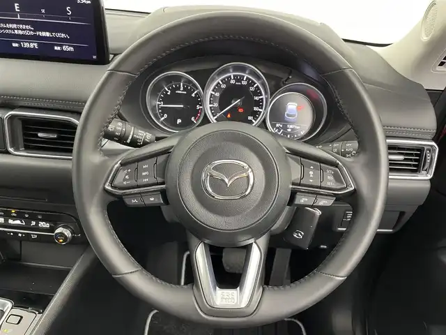 マツダ ＣＸ－５ XD スマートエディション 埼玉県 2022(令4)年 1.3万km ソウルレッドクリスタルM ４ＷＤ　/純正10.25インチナビ　/360度ビューモニター　/スマートブレーキサポート/レーダークルーズコントロール　/ブラインドスポットモニター/ヘッドアップディスプレイ/レーンキープアシスト/LEDオートライト　/スマートキー/ETC