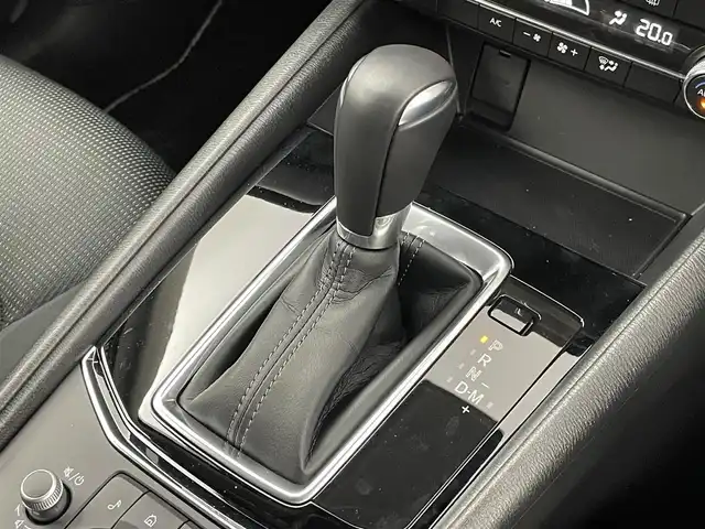 マツダ ＣＸ－５ XD スマートエディション 埼玉県 2022(令4)年 1.3万km ソウルレッドクリスタルM ４ＷＤ　/純正10.25インチナビ　/360度ビューモニター　/スマートブレーキサポート/レーダークルーズコントロール　/ブラインドスポットモニター/ヘッドアップディスプレイ/レーンキープアシスト/LEDオートライト　/スマートキー/ETC