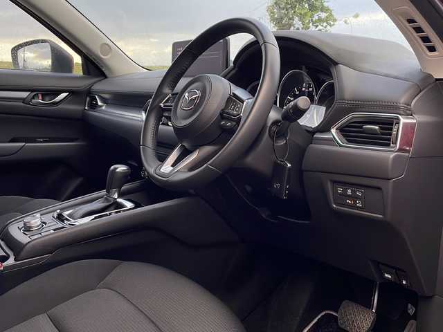 マツダ ＣＸ－５ XD スマートエディション 新潟県 2022(令4)年 1.3万km ソウルレッドクリスタルM ４ＷＤ　/純正10.25インチナビ　/360度ビューモニター　/スマートブレーキサポート/レーダークルーズコントロール　/ブラインドスポットモニター/ヘッドアップディスプレイ/レーンキープアシスト/LEDオートライト　/スマートキー/ETC