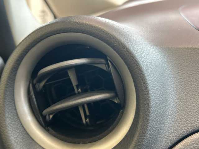 日産 ノート X 埼玉県 2017(平29)年 0.9万km シャイニングブルー エマージェンシーブレーキ/純正ナビ/純正15インチアルミホイール/ETC/スマートキー