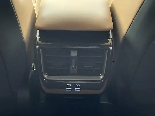 トヨタ クラウン スポーツ Z 大分県 2024(令6)年 0.9万km ブラック 法人ワンオーナー/禁煙車/モデリスタエアロ/TOYOTAセーフティセンス/・プリクラッシュセーフティ/・緊急時操舵支援＋FCTA＋LCA/・LTA＋LDA/・レーダークルーズコントロール/・アダプティブハイビームシステム/・ロードサインアシスト/・ドライバー異常時対応システム/・プロアクティブドライビングアシスト/・発進遅れ告知機能/BSM＋SEA＋後方車両接近告知＋周辺車両接近時サポート/＋後方車両への接近警報＋セカンダリーコリジョンブレーキ/パーキングサポートブレーキ/トヨタチームメイト/パノラミックビューモニター/デジタルインナーミラー/ドライブレコーダー（前後）/ハンズフリーパワーバックドア /ETC2.0/置くだけ充電/アクセサリーコンセント/12.3型HDディスプレイ/・ナビ機能有り、フルセグTV、USB、BT対応/・AppleCarPlay、AndroidAuto/ステアリングスイッチ/純正フロアマット/オートライト/LEDヘッドライト/LEDフォグ/純正21インチアルミホイール